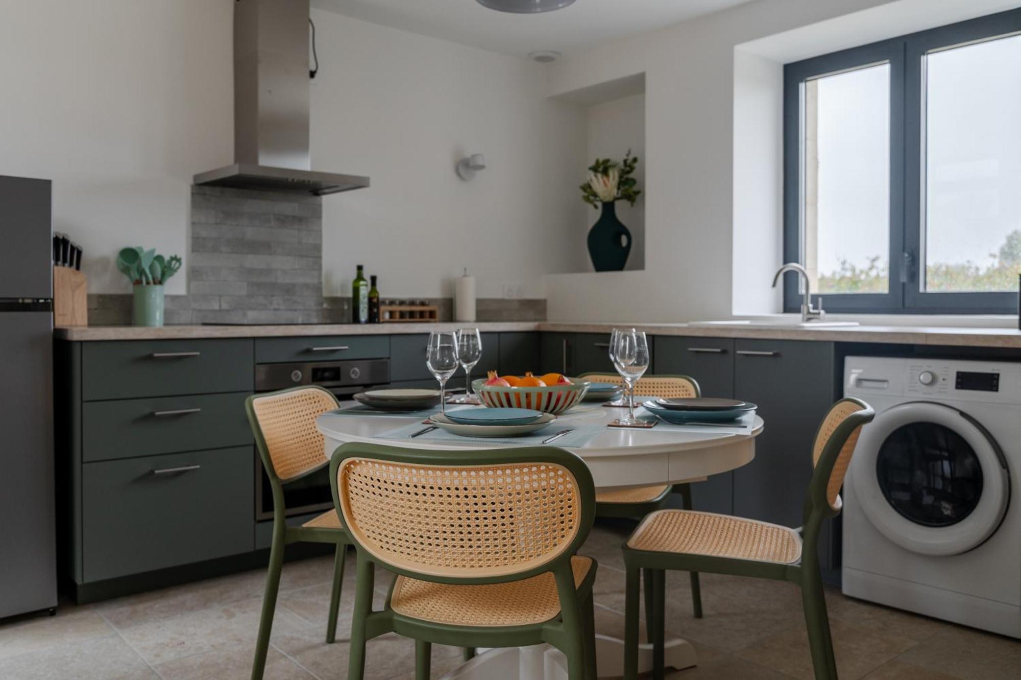 Holiday home L'eperonnette, Cozy House With Swimming Pool, Surrounded By Vineyard, Near St Emilion Verac